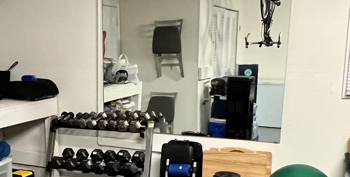 How Big Should a Home Gym Mirror Be