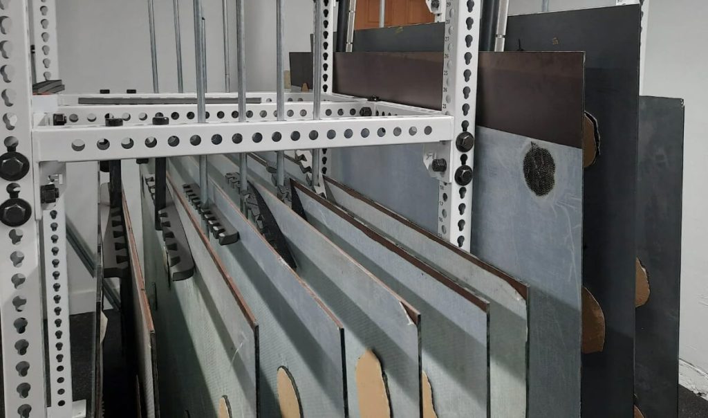 How Big Should A Home Gym Mirror Be? TGFFitness